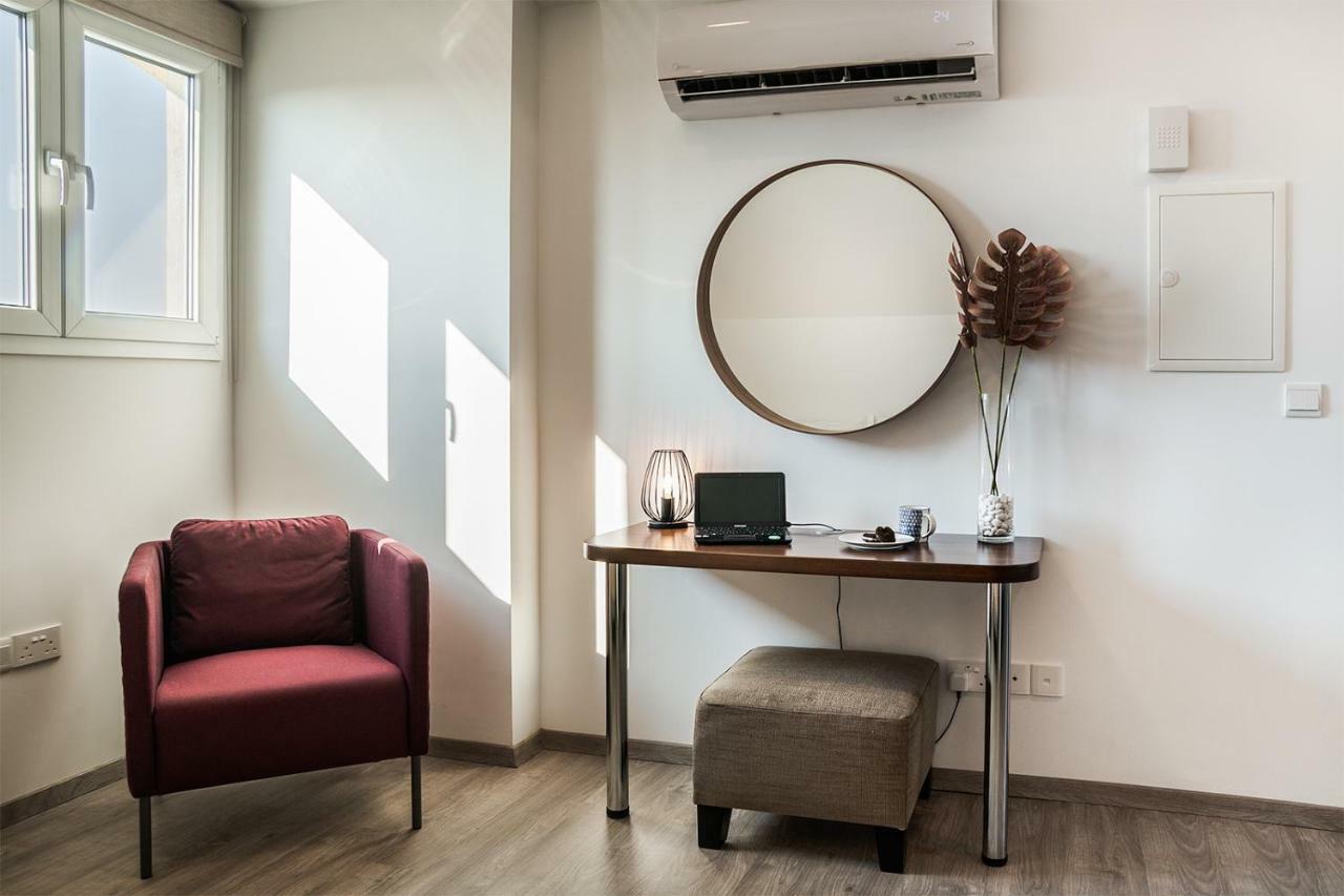 Silver Apartment - Loft Limasol Dış mekan fotoğraf