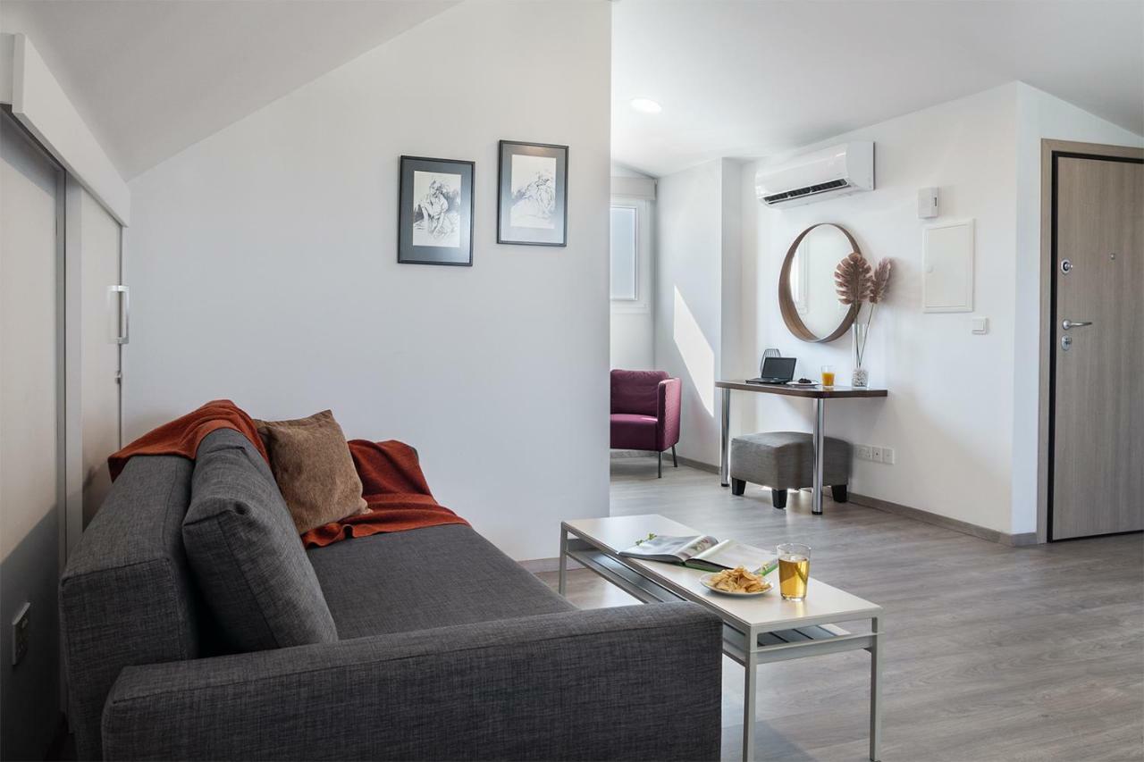 Silver Apartment - Loft Limasol Dış mekan fotoğraf